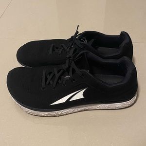 Men’s Altra Escalante 2.5 Size 10.5
